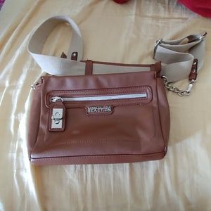 Kenneth cole reacrion cross body bag